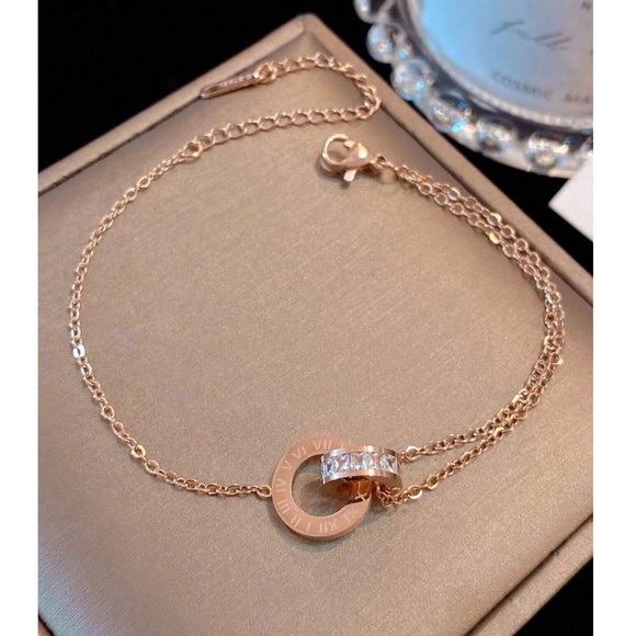 Luxe Stainless Steel Cubic Zirconia Double Circle Chain Bracelet - Picture 4 of 4